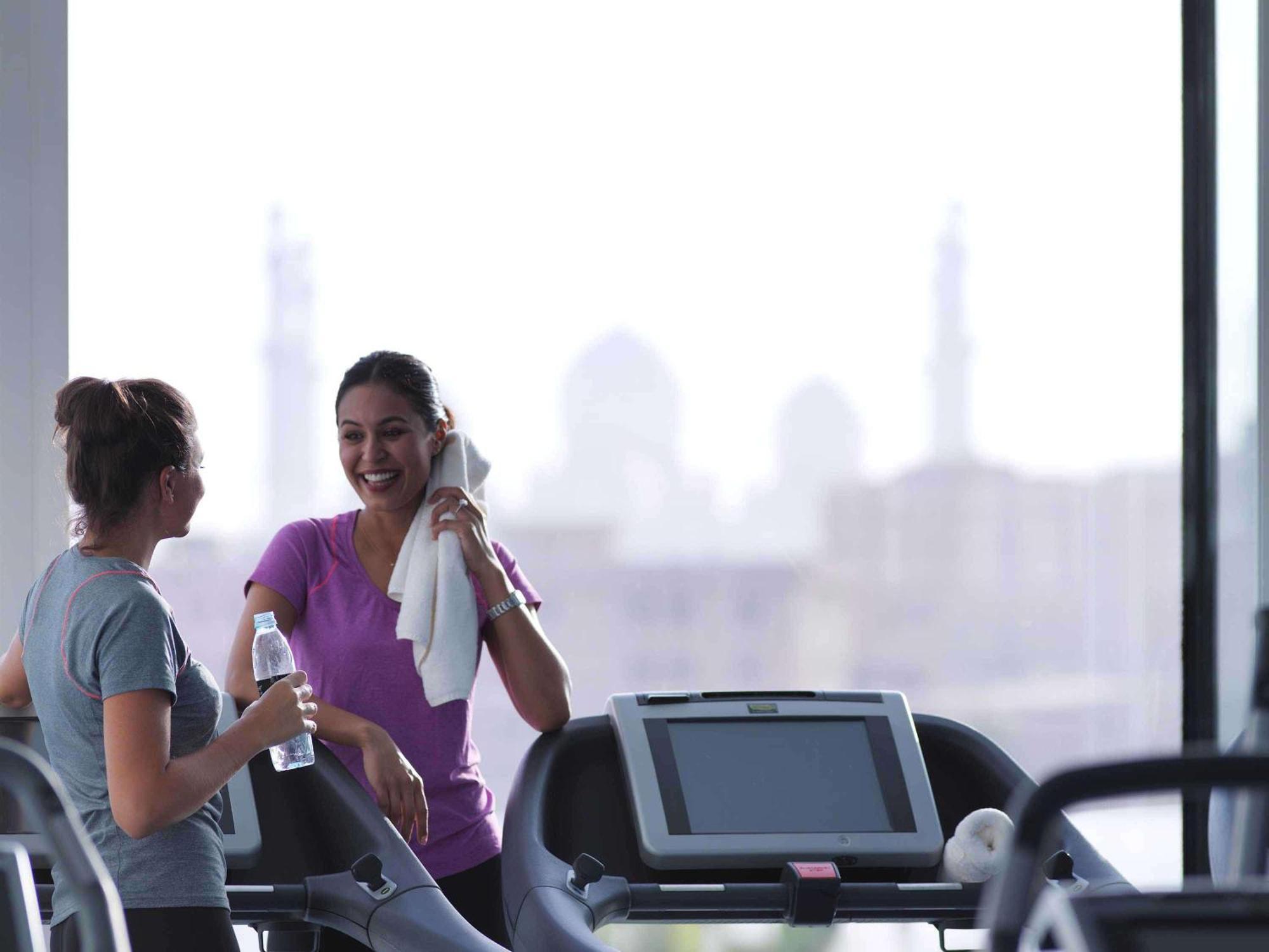 Fairmont Bab Al Bahr Hotel Abu Dhabi Exterior photo A treadmill